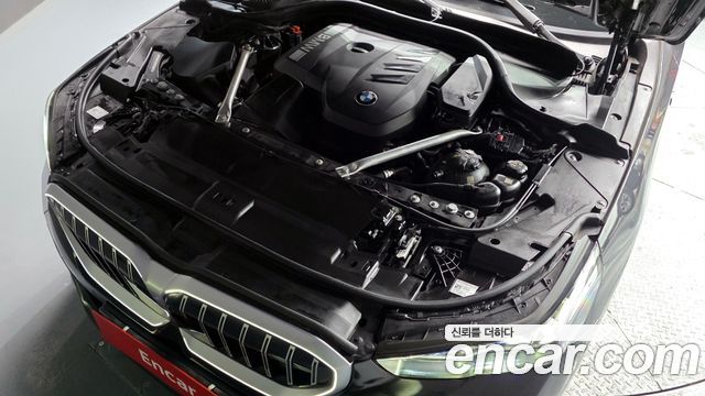 BMW 5-Series 530i xDrive M Sport