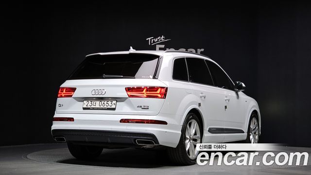 Audi Q7 45 TDI Quattro Sport