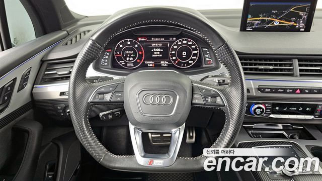 Audi Q7 45 TDI Quattro Sport