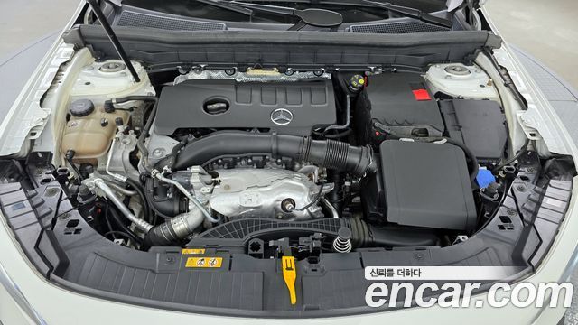 Mercedes-Benz GLB-Class GLB250 4MATIC