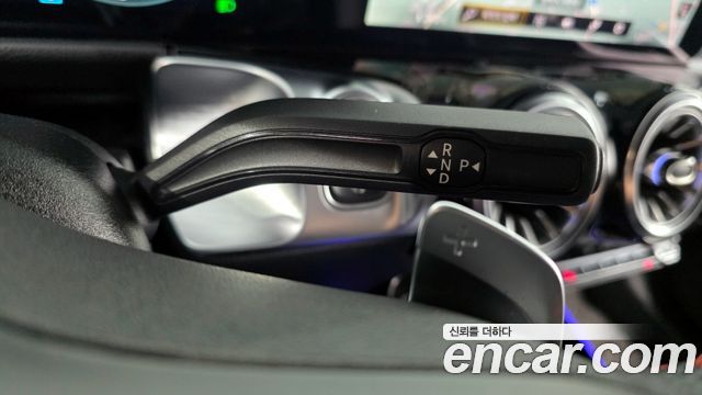 Mercedes-Benz GLB-Class GLB250 4MATIC