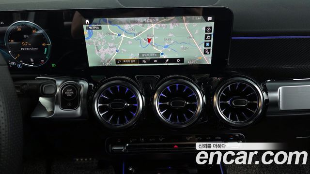 Mercedes-Benz GLB-Class GLB250 4MATIC