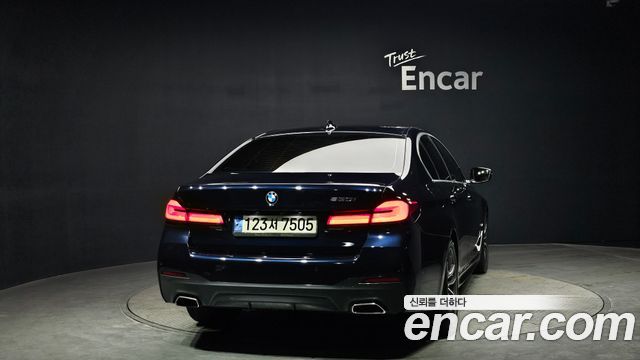 BMW 5-Series 520i M Sport