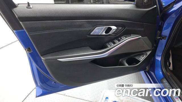 BMW 3-Series 320i M Sport