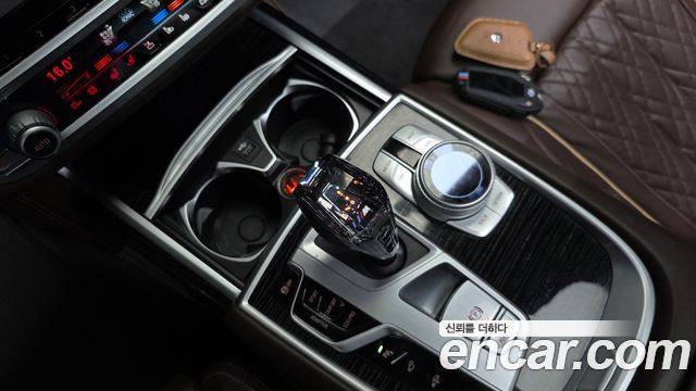 BMW 7-Series 740Li xDrive M Sport Package