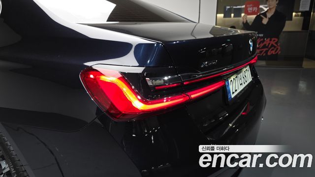 BMW 7-Series 740Li xDrive M Sport Package