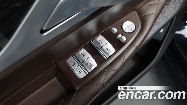 BMW 7-Series 740Li xDrive M Sport Package