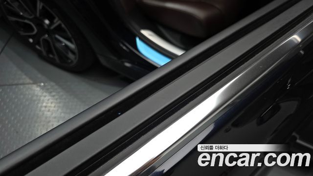 BMW 7-Series 740Li xDrive M Sport Package