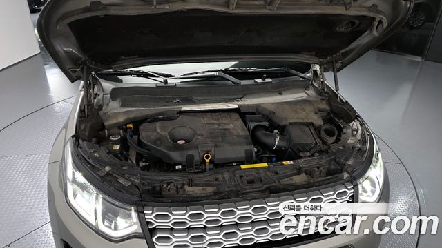 Land Rover Discovery Sport D180 SE