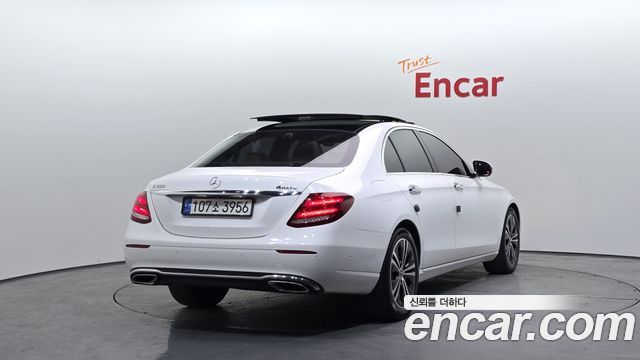 Mercedes-Benz E-Class E300 Avantgarde