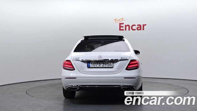 Mercedes-Benz E-Class E300 Avantgarde