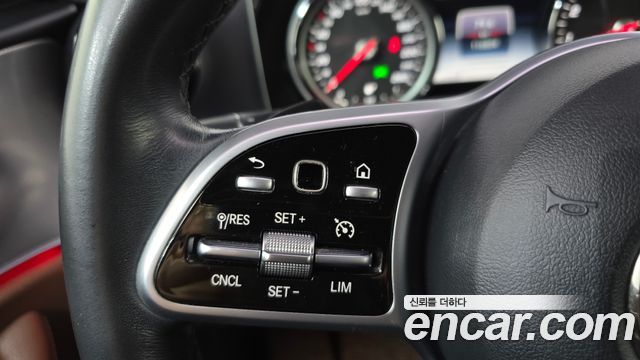 Mercedes-Benz E-Class E300 Avantgarde