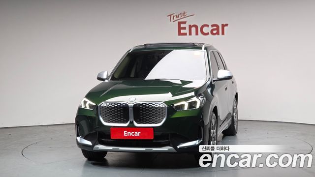 BMW iX1 xDrive 30 xLine