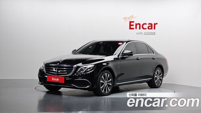 Mercedes-Benz E-Class E300e 4MATIC Exclusive