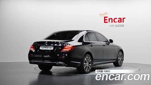 Mercedes-Benz E-Class E300e 4MATIC Exclusive