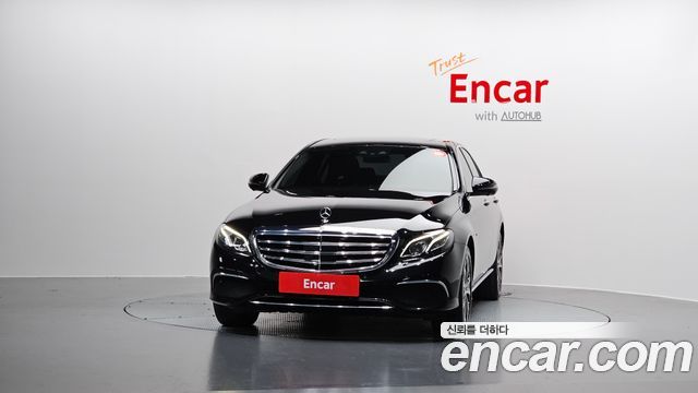 Mercedes-Benz E-Class E300e 4MATIC Exclusive