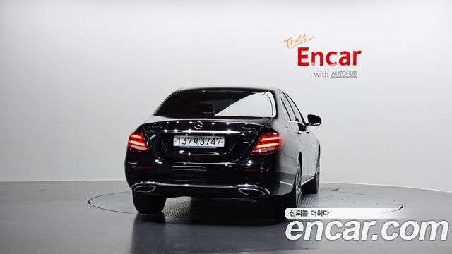 Mercedes-Benz E-Class E300e 4MATIC Exclusive