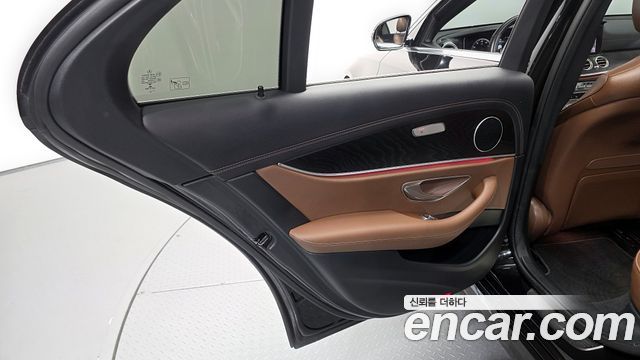 Mercedes-Benz E-Class E250 AMG Line