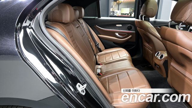 Mercedes-Benz E-Class E250 AMG Line