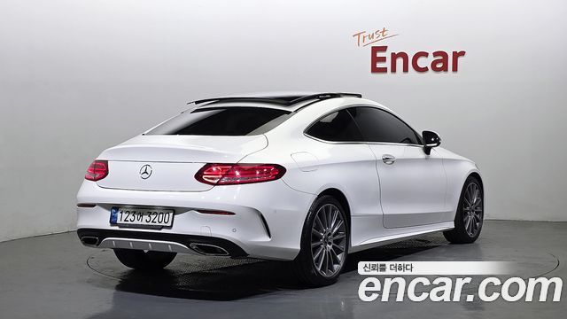 Mercedes-Benz C-Class C200 Coupe