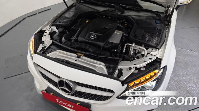 Mercedes-Benz C-Class C200 Coupe