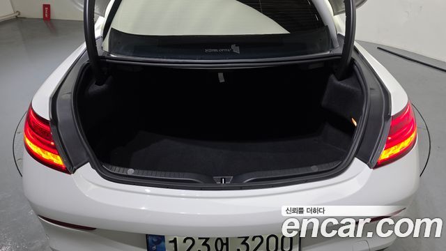 Mercedes-Benz C-Class C200 Coupe