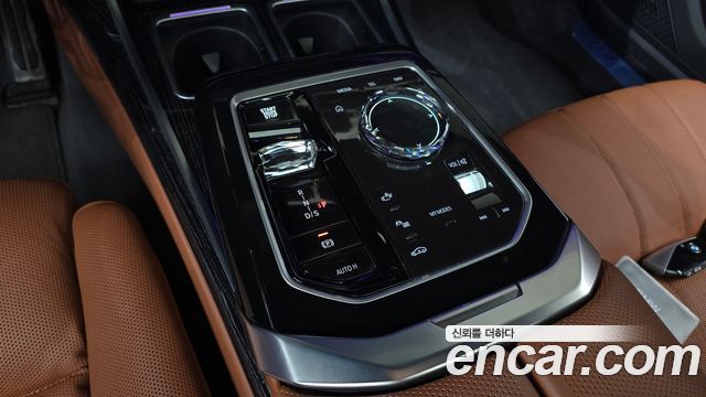BMW 7-Series 740d xDrive M Sport