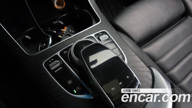 Mercedes-Benz GLC-Class GLC220 d 4MATIC Premium