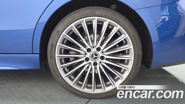 Mercedes-Benz C-Class C300 AMG Line