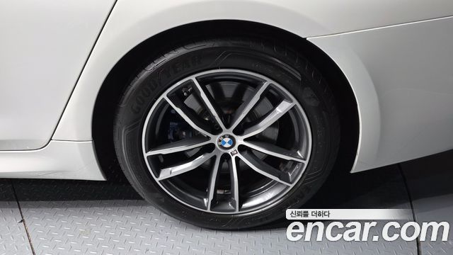 BMW 5-Series 520i M Sport
