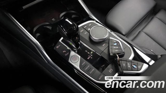 BMW 3-Series 320i