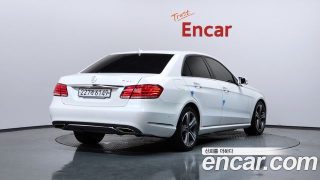 Mercedes-Benz E-Class E220 Bluetec Avantgarde