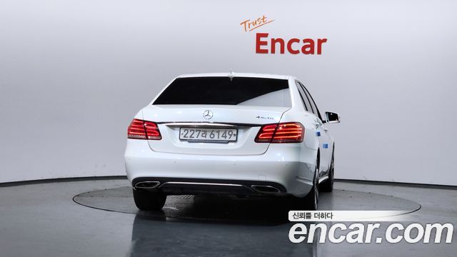 Mercedes-Benz E-Class E220 Bluetec Avantgarde