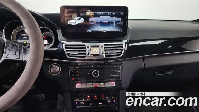 Mercedes-Benz E-Class E220 Bluetec Avantgarde