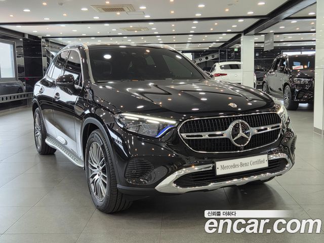 Mercedes-Benz GLC-Class GLC220 d 4MATIC