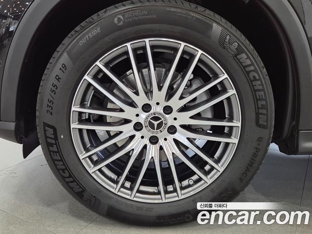 Mercedes-Benz GLC-Class GLC220 d 4MATIC