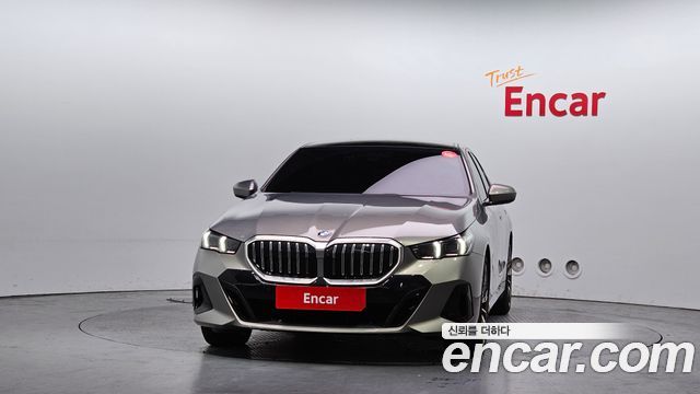 BMW 5-Series 530i xDrive M Sport