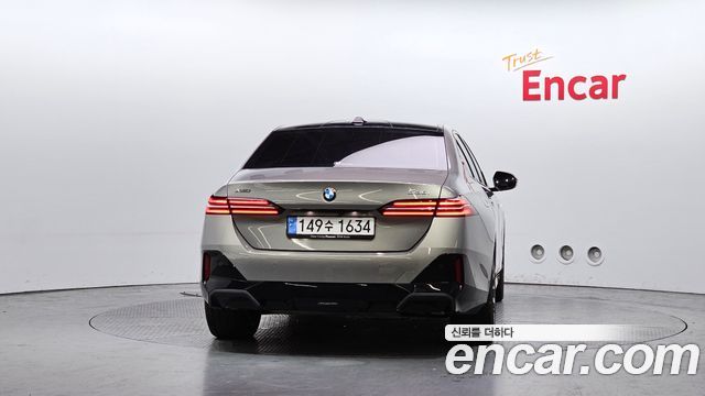 BMW 5-Series 530i xDrive M Sport