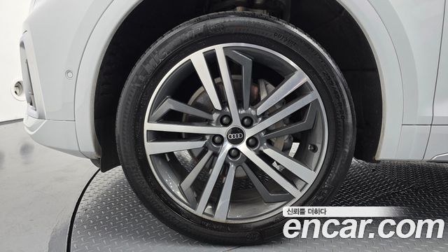 Audi Q5 45 TFSI Quattro Premium