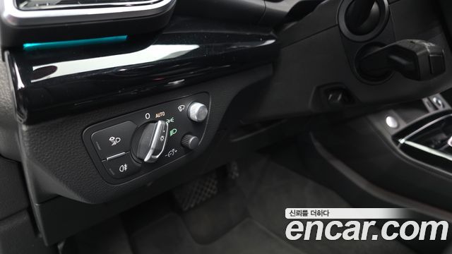 Audi Q5 45 TFSI Quattro Premium