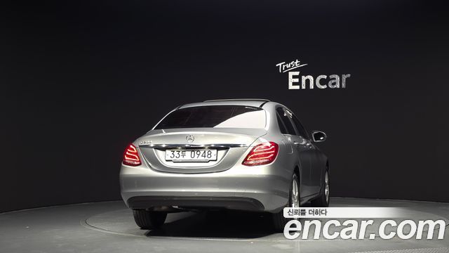 Mercedes-Benz C-Class C200