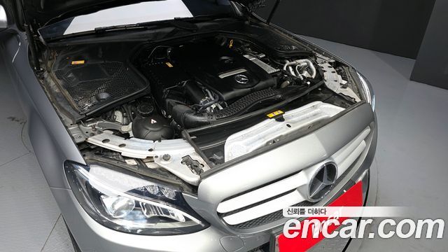 Mercedes-Benz C-Class C200