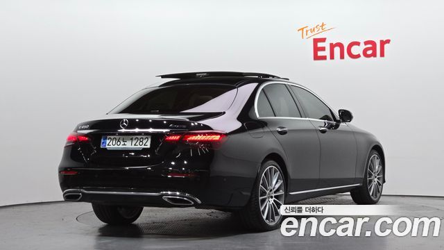 Mercedes-Benz E-Class E450 4MATIC Exclusive