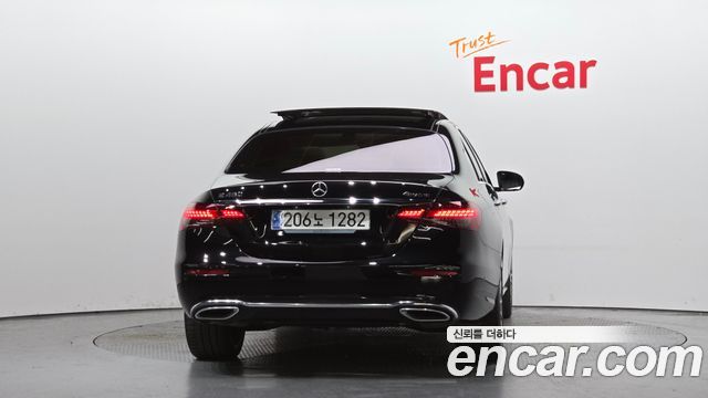 Mercedes-Benz E-Class E450 4MATIC Exclusive