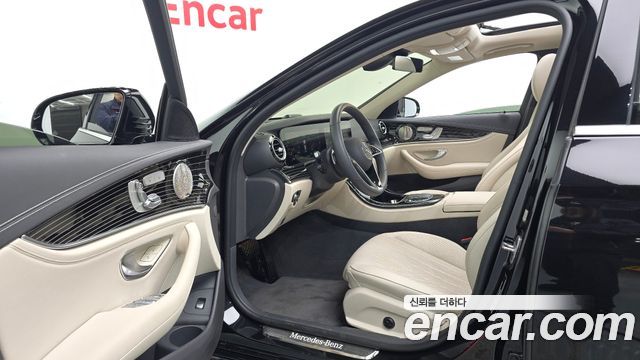 Mercedes-Benz E-Class E450 4MATIC Exclusive