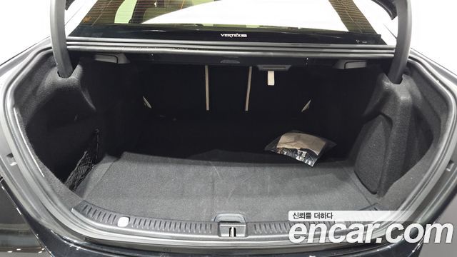 Mercedes-Benz E-Class E450 4MATIC Exclusive