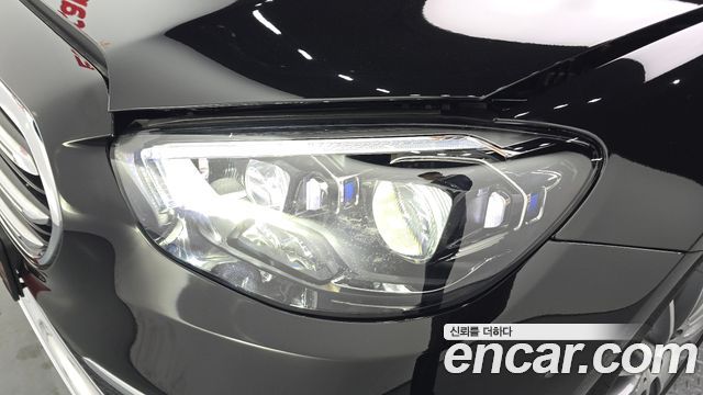 Mercedes-Benz E-Class E450 4MATIC Exclusive