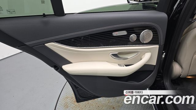 Mercedes-Benz E-Class E450 4MATIC Exclusive