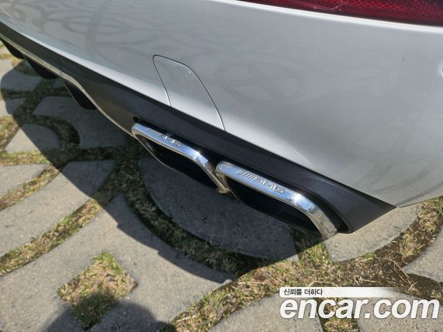 Mercedes-Benz E-Class E300 4MATIC Avnatgarde