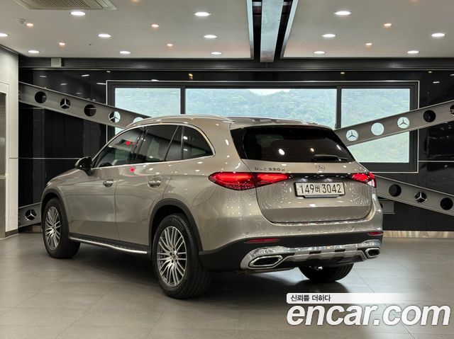 Mercedes-Benz GLC-Class GLC220 d 4MATIC